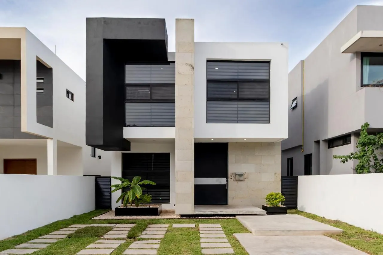 Casa El Cielo, Playa Del Carmen Villa